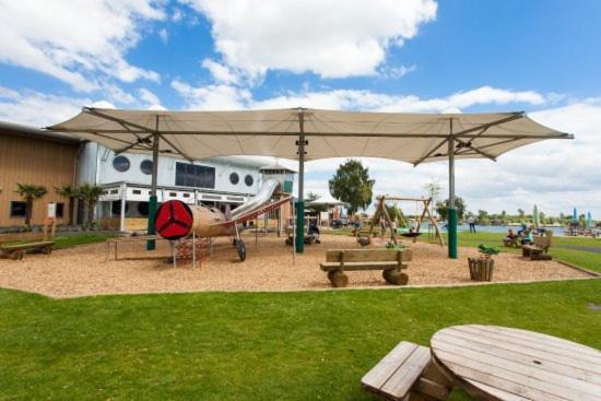 Beautiful 3 Bedroom Caravan With Hot Tub - Tattershall Lakes Ngoại thất bức ảnh