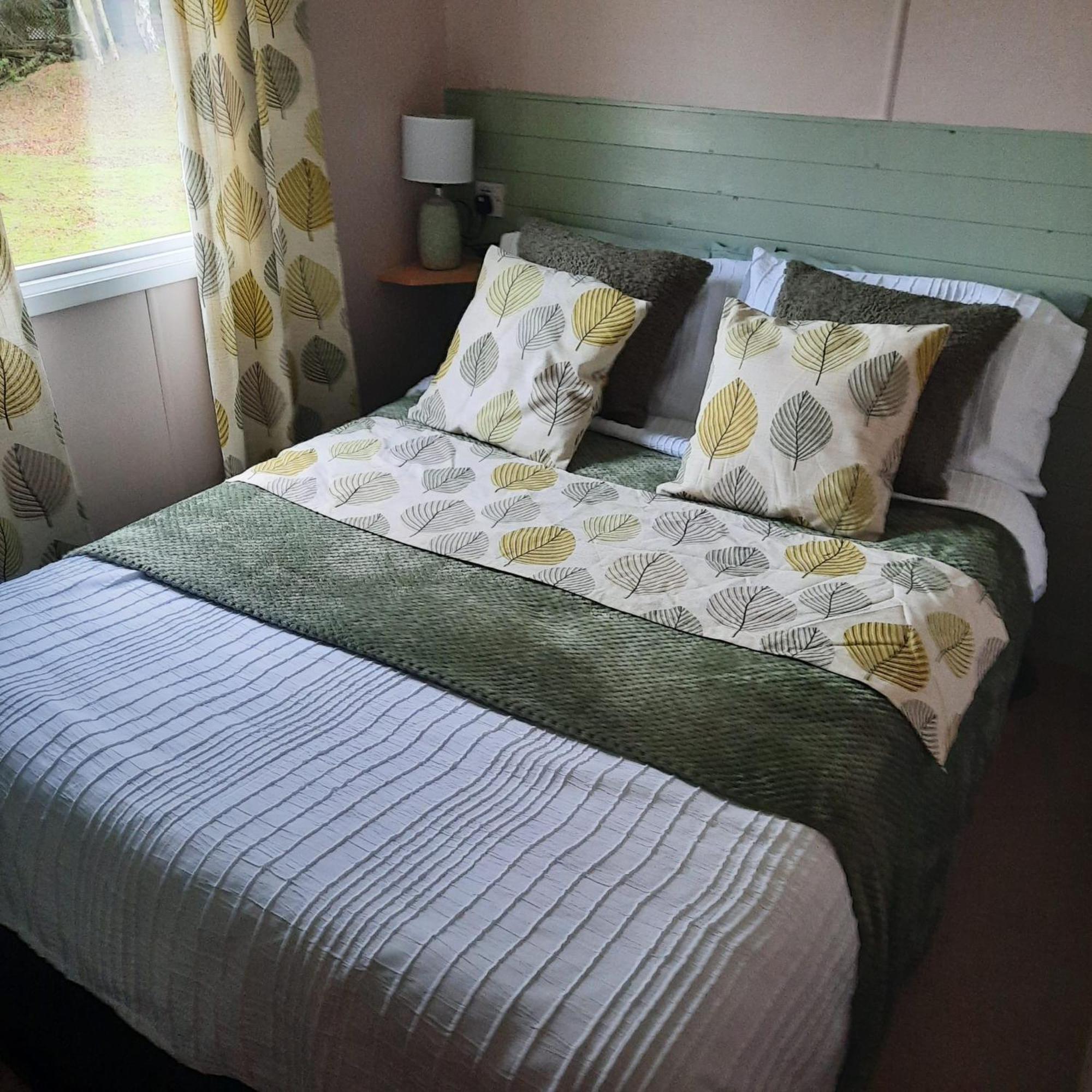 Beautiful 3 Bedroom Caravan With Hot Tub - Tattershall Lakes Ngoại thất bức ảnh
