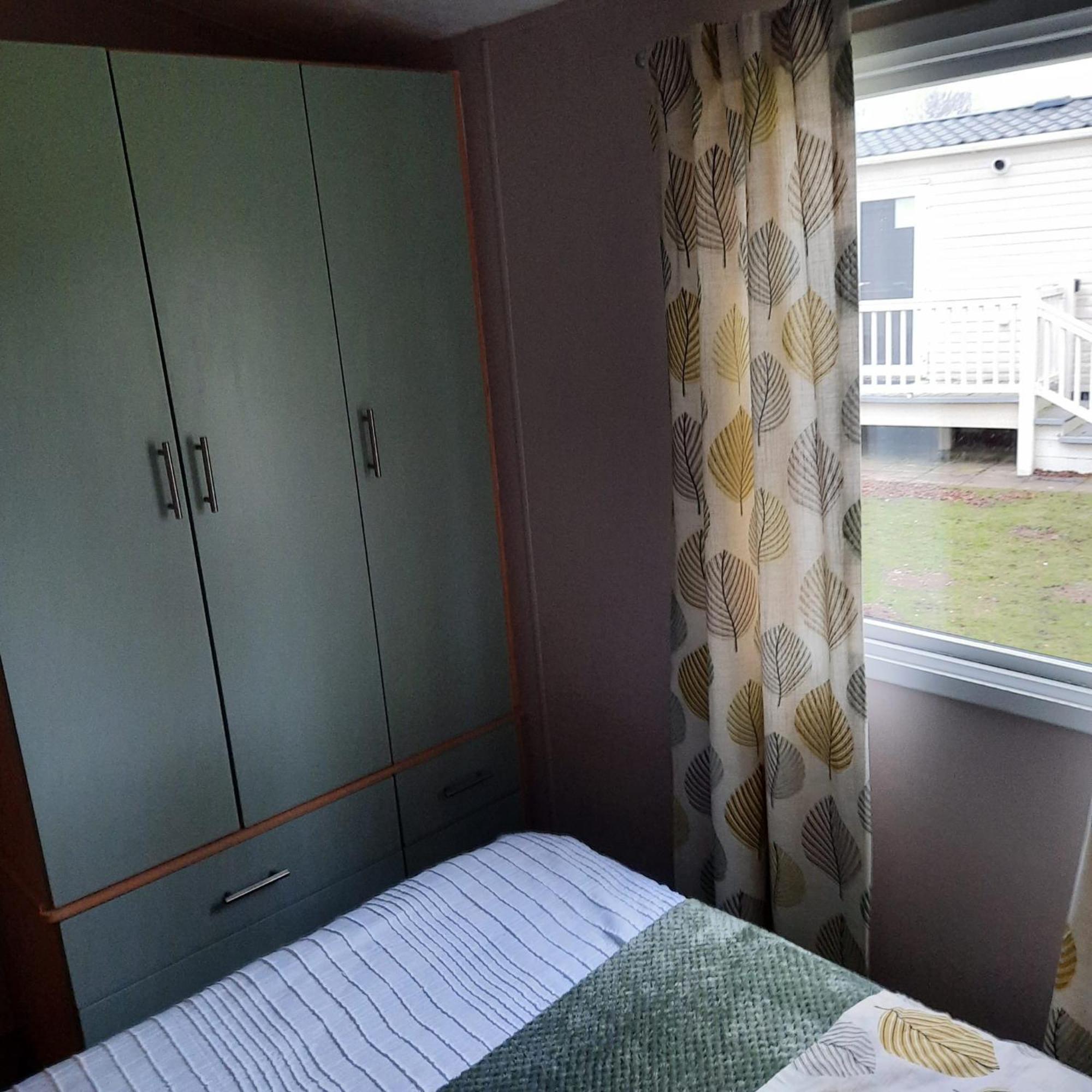 Beautiful 3 Bedroom Caravan With Hot Tub - Tattershall Lakes Ngoại thất bức ảnh